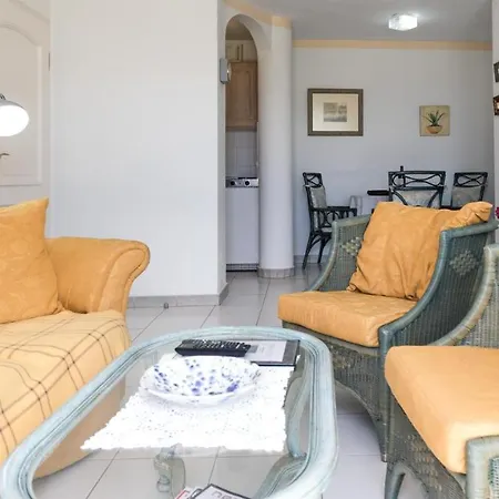 Apartment Vistamar 2 *