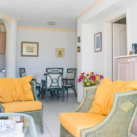 Vistamar 2 Apartment
